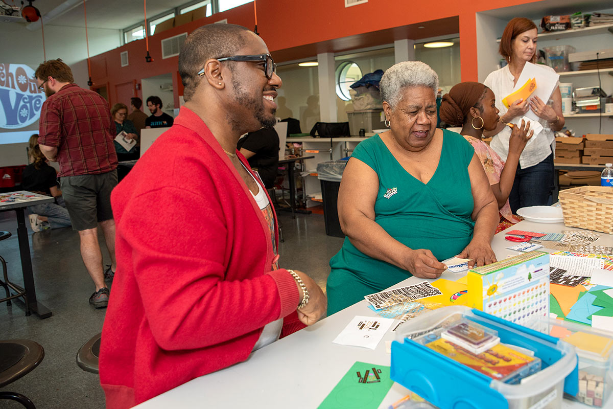 The Power of Buttons: A Craft Workshop and Public History
