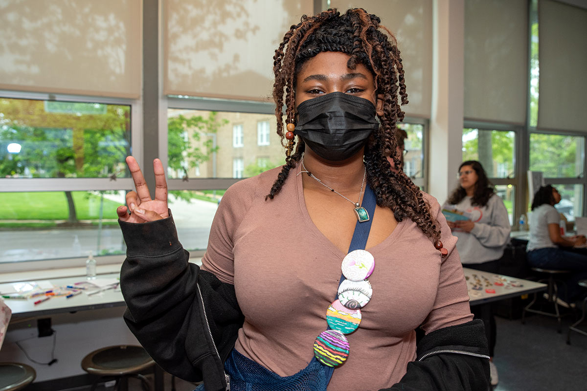 The Power of Buttons: A Craft Workshop and Public History