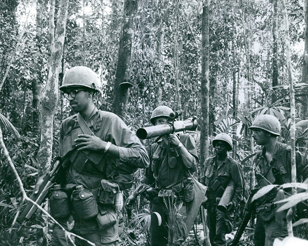 Vietnam soldiers